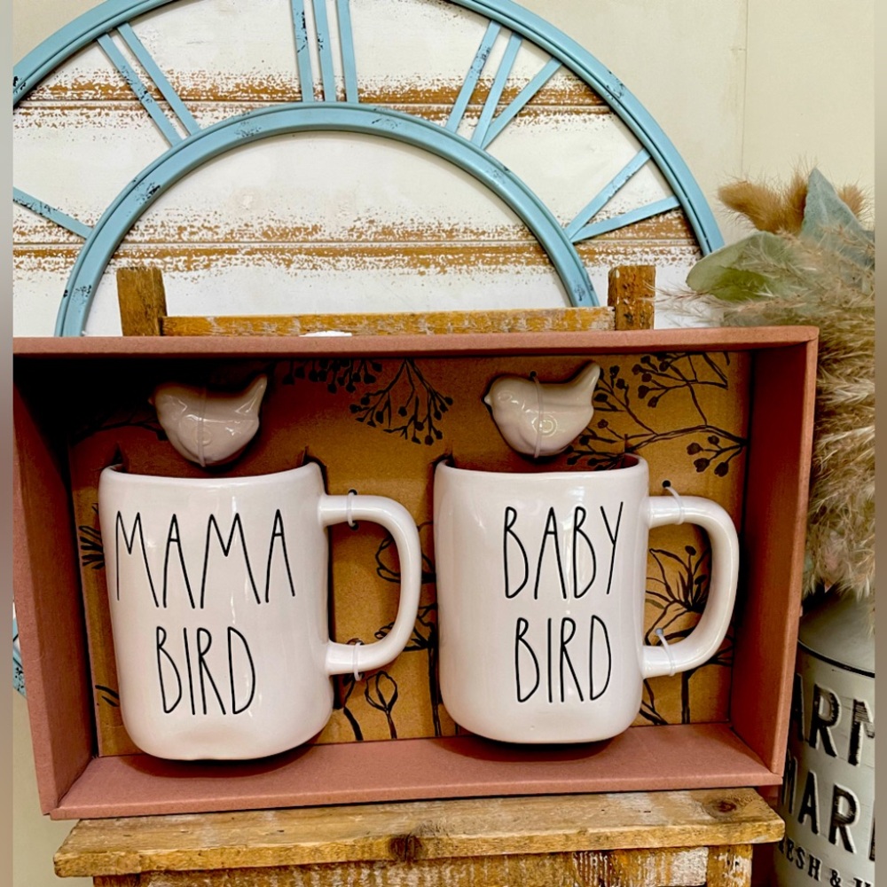 NEW Rae Dunn Mama Bird Baby Bird Mug Gift Set 19.5 oz Set of 2 with Baby Chicks